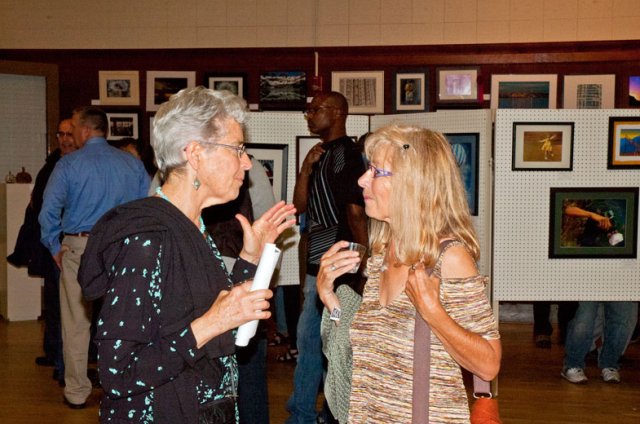 photo of hanne at the art show